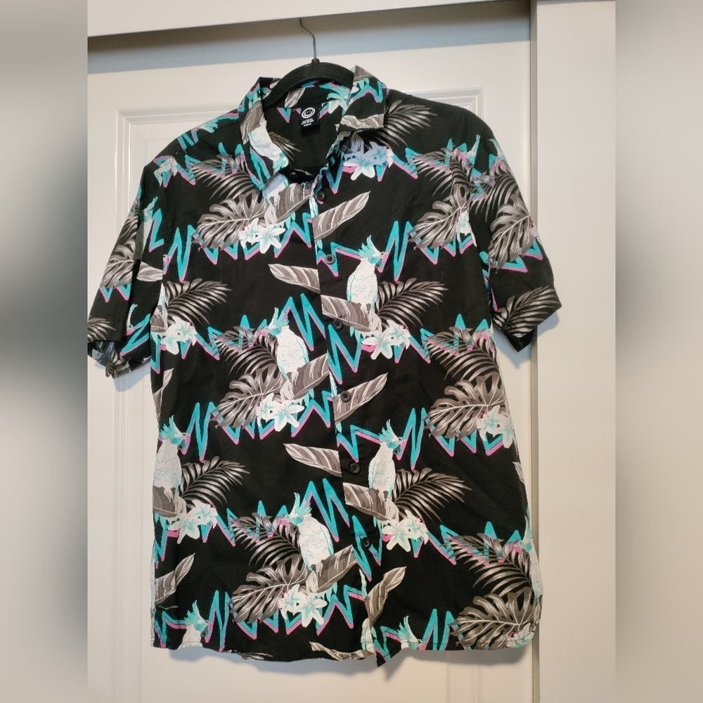 Neff Men's Bird Design Button Down Shirt Size M